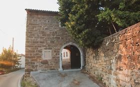 Oltre L'Arco
